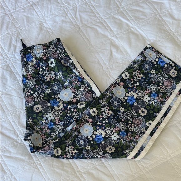 Adidas Floral Pattern Jacket - Picture 5 of 7